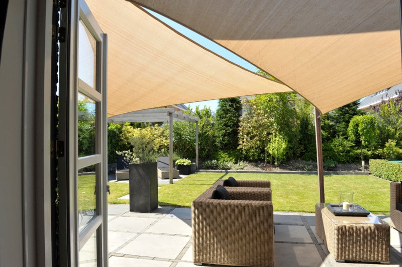 Voile d'ombrage Coolfit de la marque Nesling - Forme triangle - Tissu HDPE